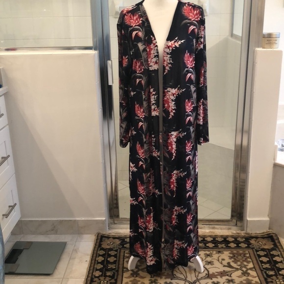 Whispers Sweaters - Whispers Navy blue/ red& white print Cardigan